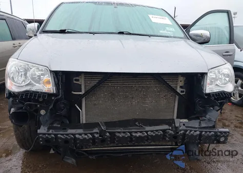 2013 Chrysler Town & Country Touring-L z USA, uszkodzony, nr VIN 2C4RC1CGXDR595724